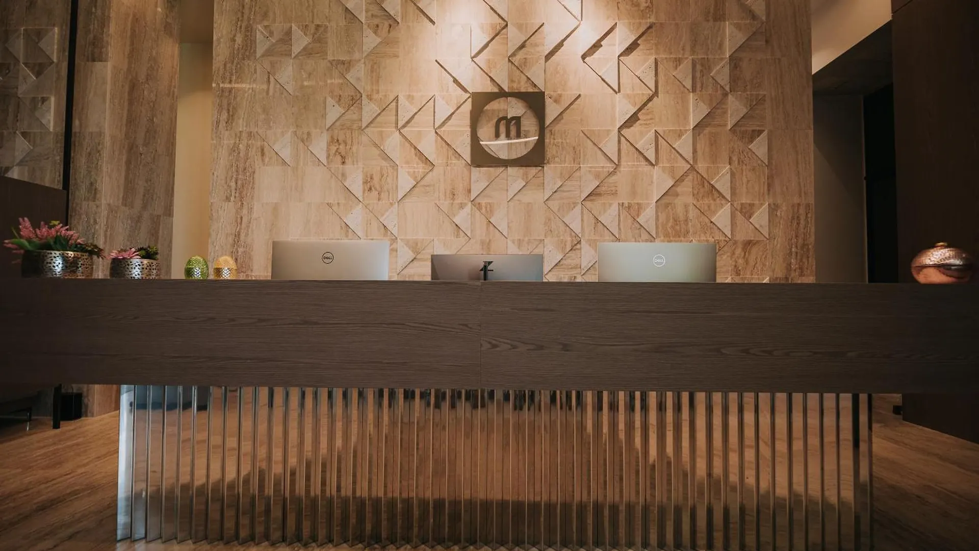 ****  Magnus Hotel فلورا ألبانيا