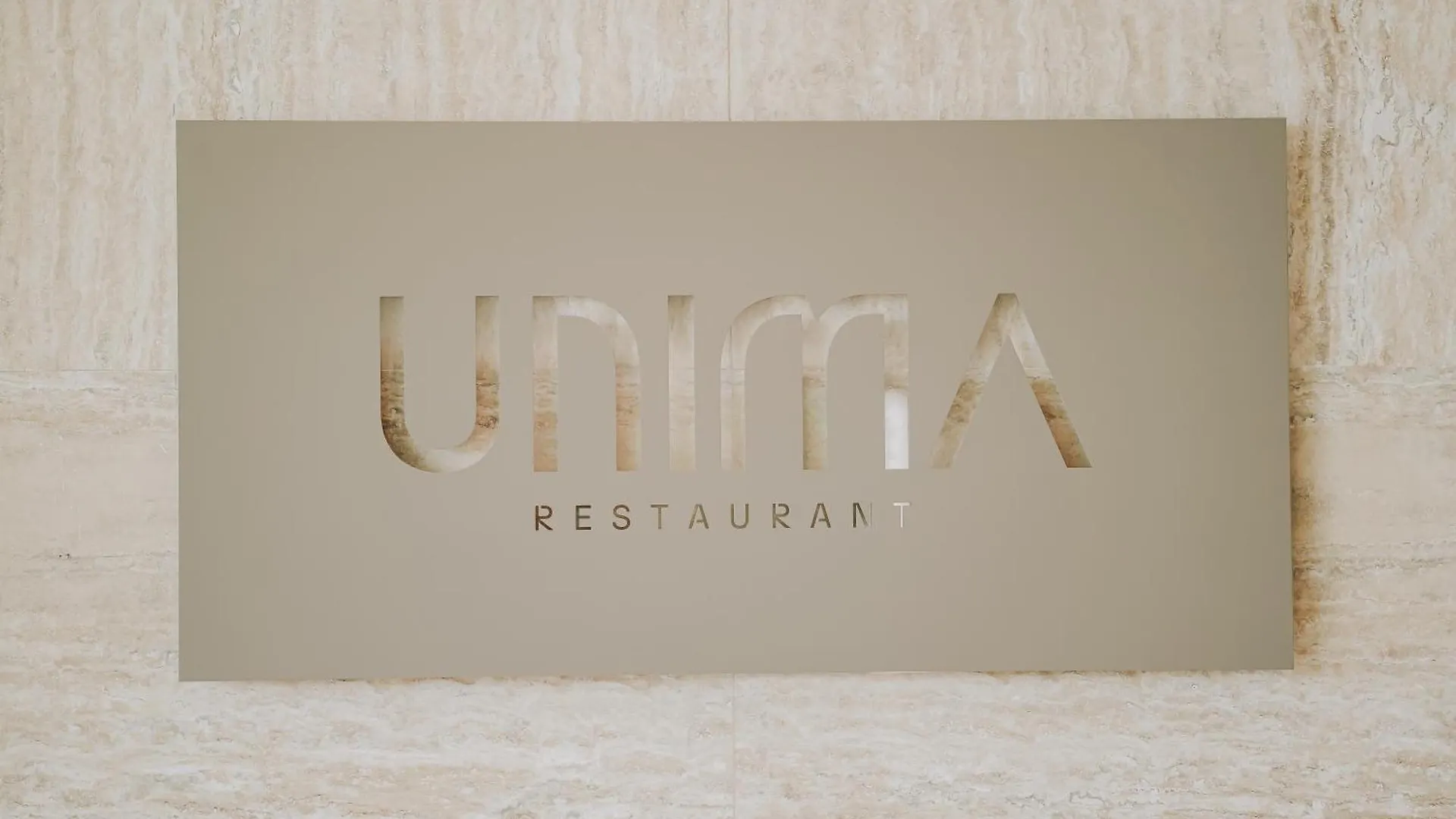 Magnus Hotel فلورا