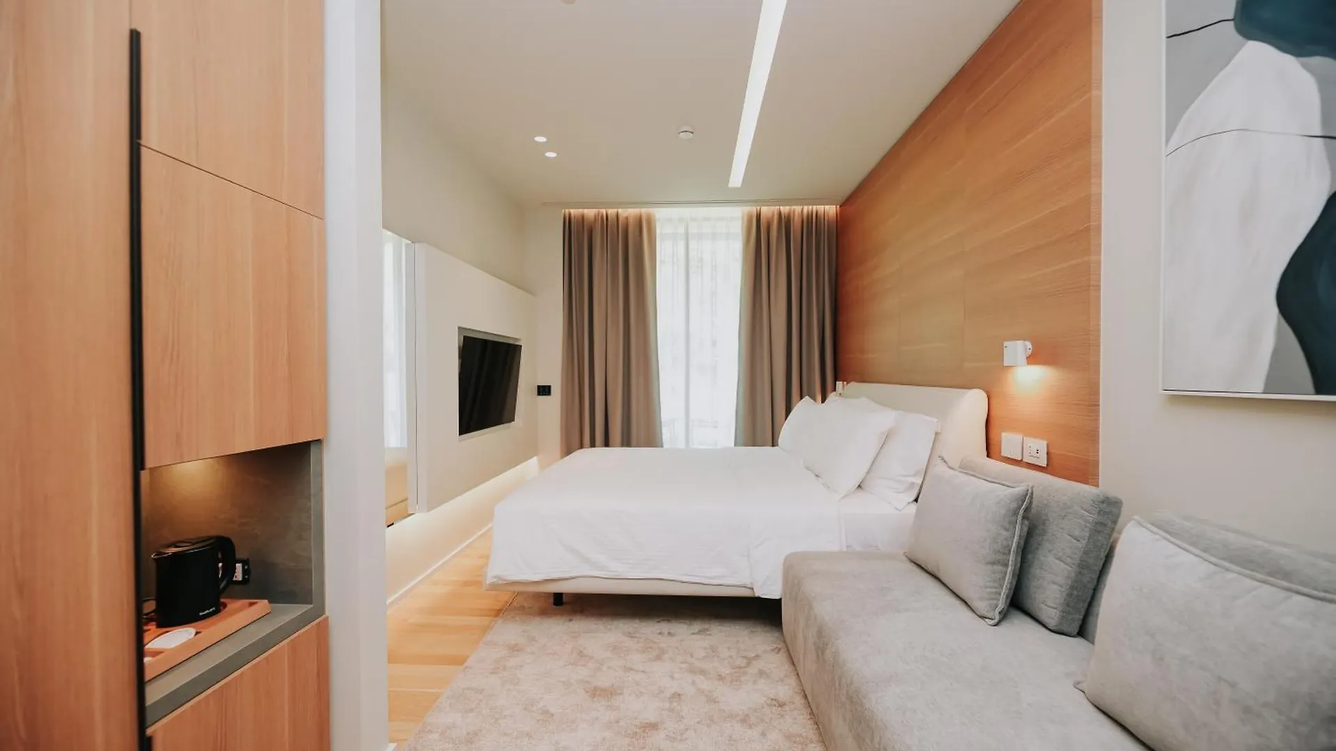 Magnus Hotel فلورا