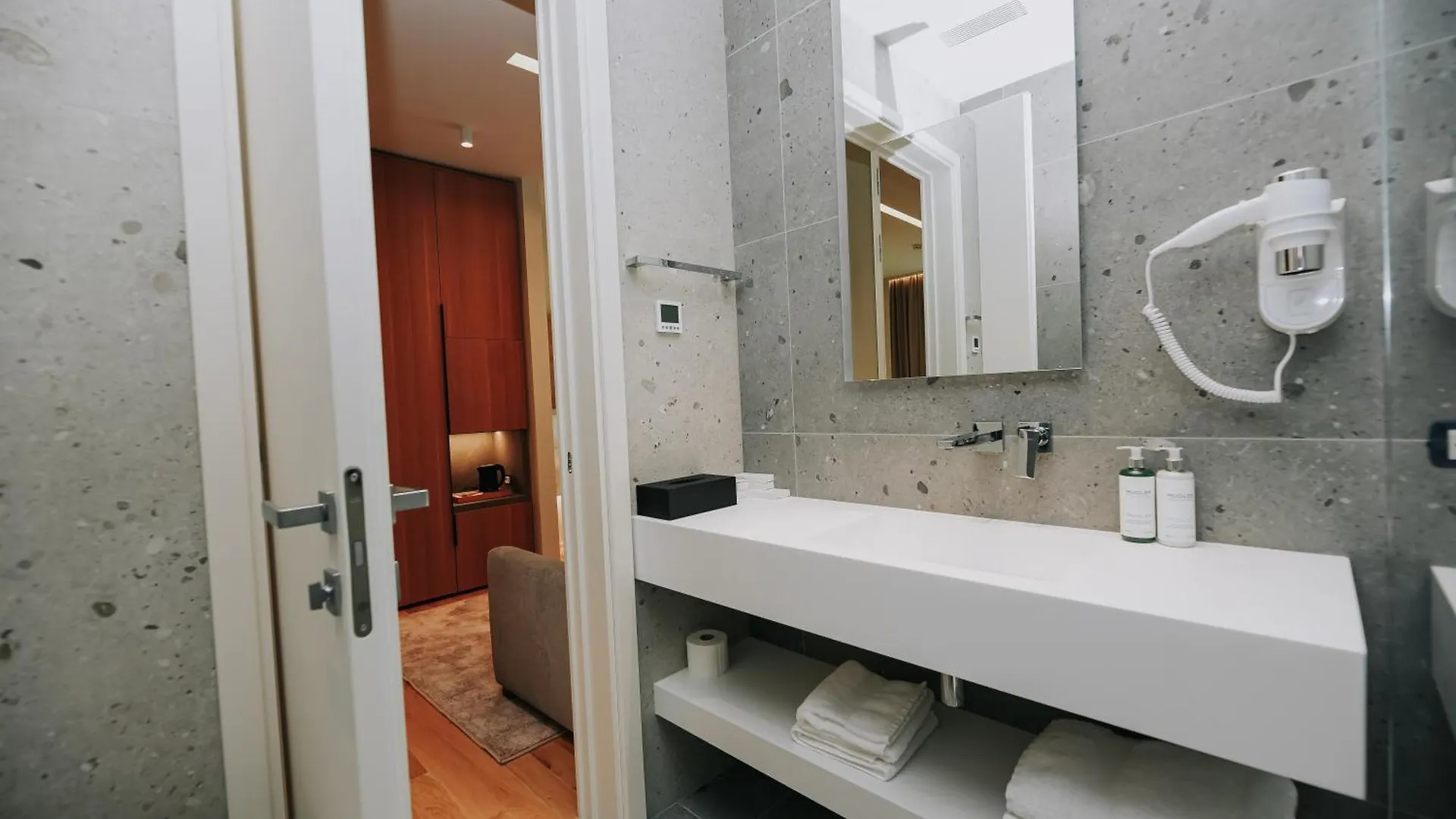 ****  Magnus Hotel Vlorë 阿尔巴尼亚