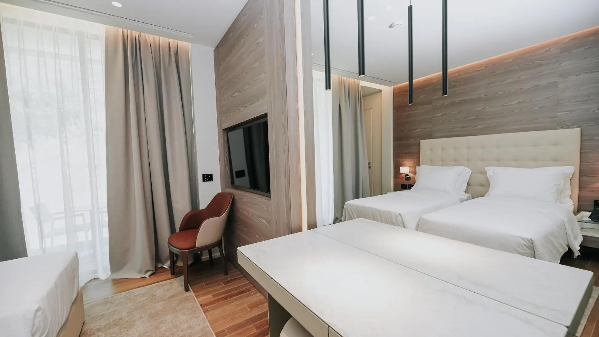 Magnus Hotel Vlora