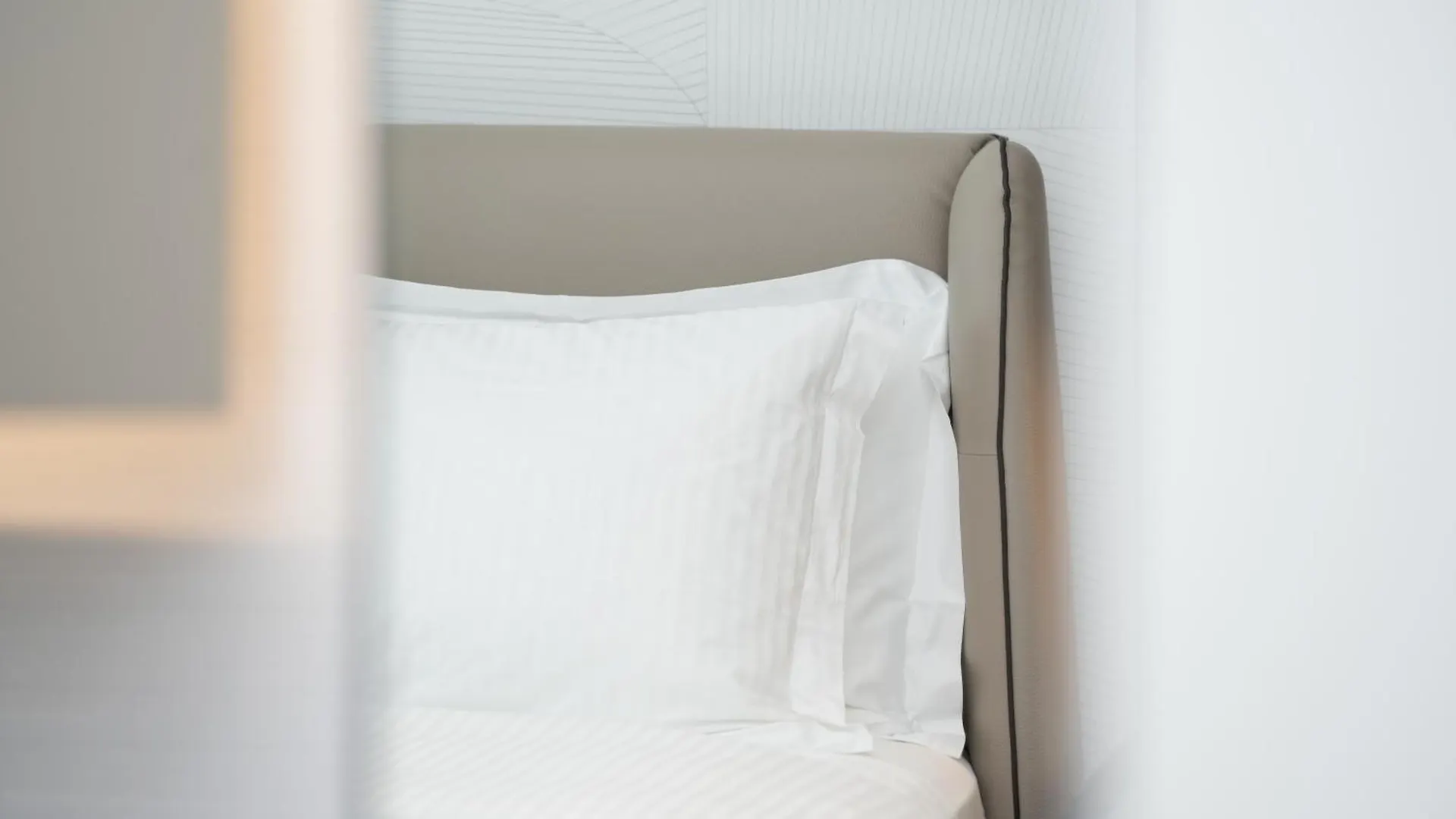 Magnus Hotel فلورا 4*,  ألبانيا